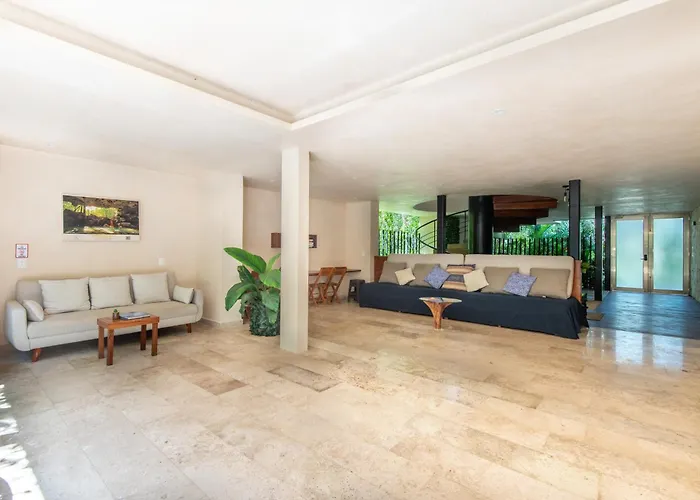 Jungle Loft With Terrace & Natural Light - Santuario Boutique Apartamento